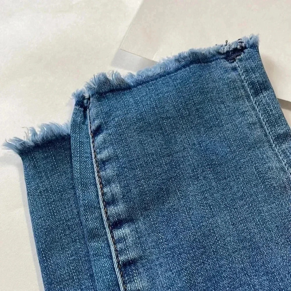 Zara jeans raw hem size 4 - Picture 2 of 5